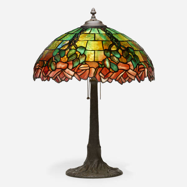 American. Table lamp with roses.