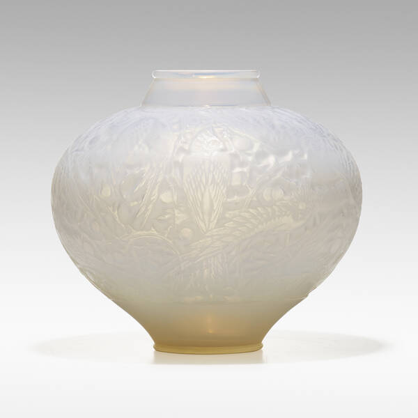 Ren Lalique Aras vase c 1924  39e5ae
