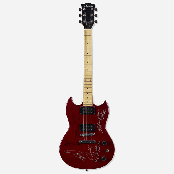  Electric guitar autographed by 39e763