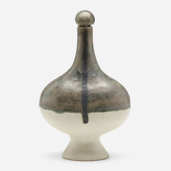 Guido Gambone. Bottle with stopper.