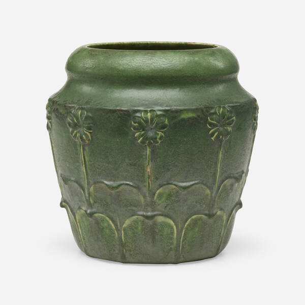 Grueby Faience Company. Vase with