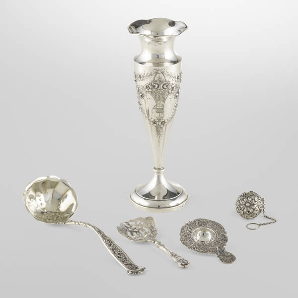  Collection of tablewares late 39e95b