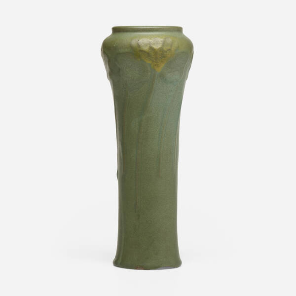 Van Briggle Pottery Vase with 39e9f3