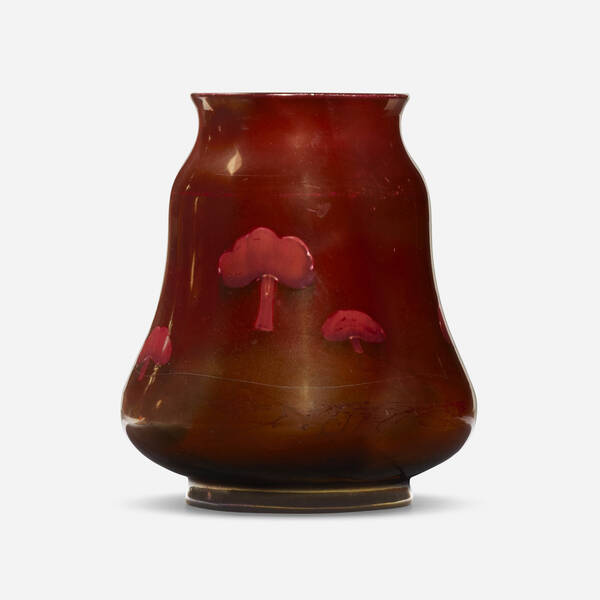 Moorcroft Pottery Claremont vase  39ea88