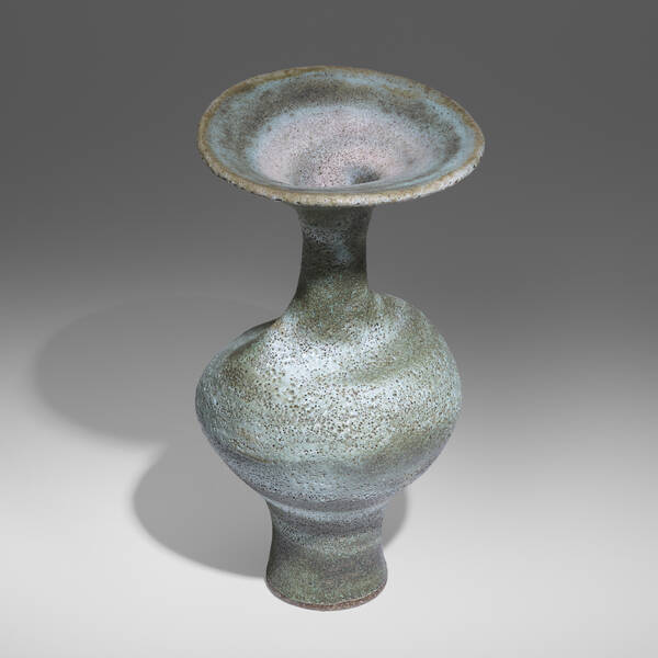 Lucie Rie. Large bottle with flaring