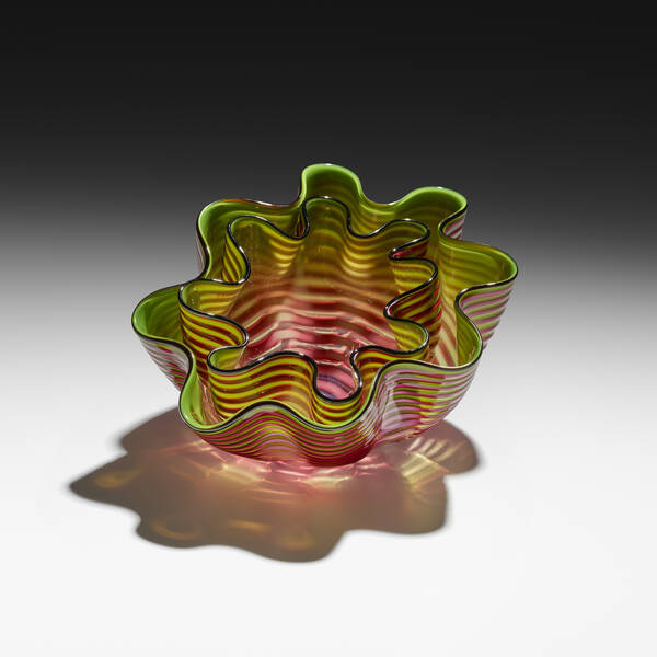 Dale Chihuly. Royal Raspberry Seaform