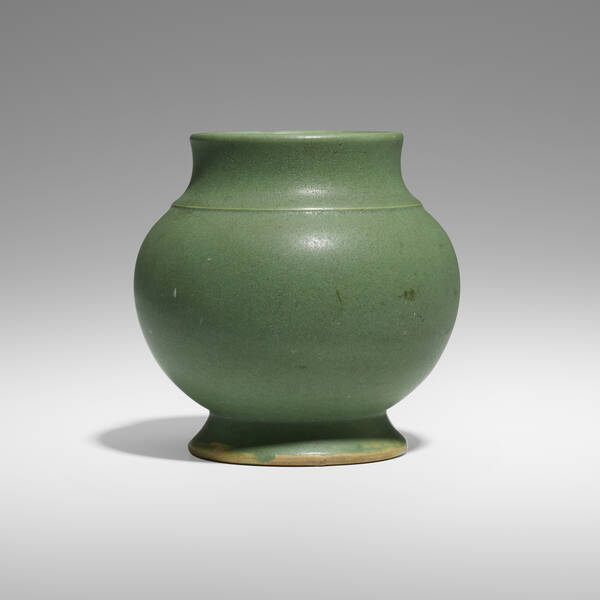 Alberhill Pottery. Vase. 1914,