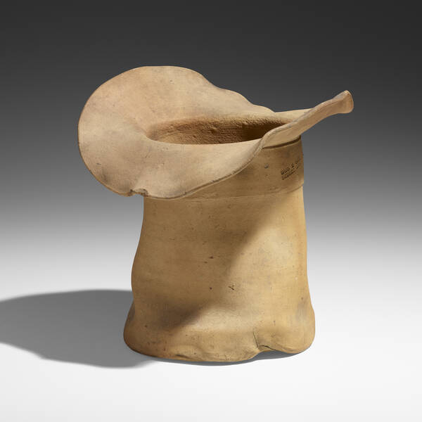 George E. Ohr. Top hat. 1895-96, bisque