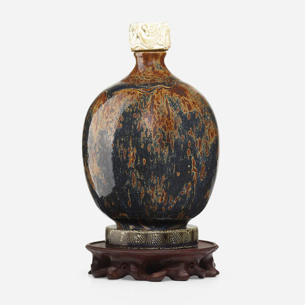 Maurice Gensoli Bottle with stand  39edbe