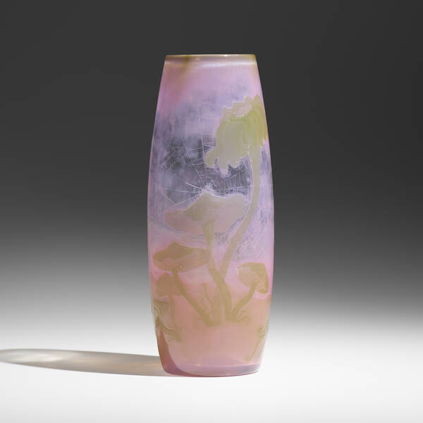  mile Gall Tall vase with mushrooms  39ee42