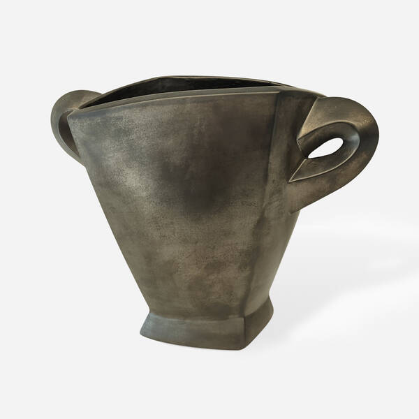 Michael Sherrill. Vessel. stoneware