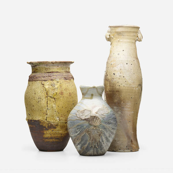 Modern Collection of three vessels  39f413