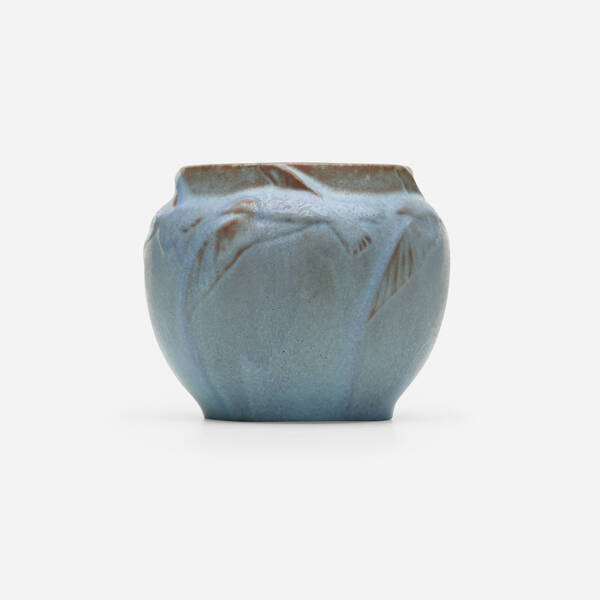 Van Briggle Pottery Vase with 39f654