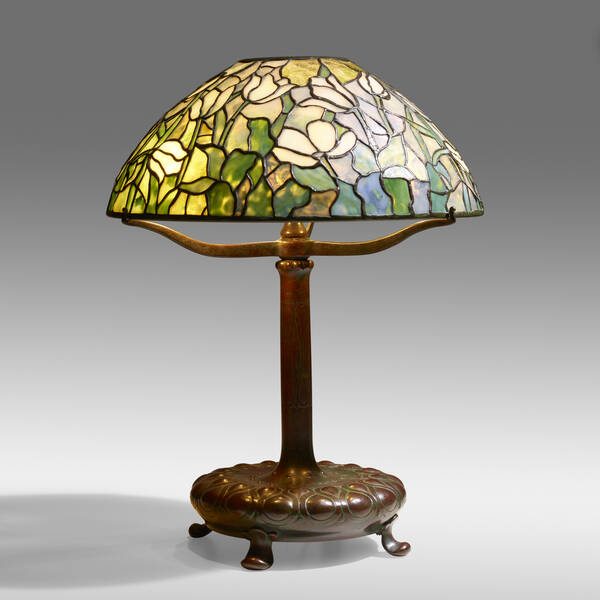 Tiffany Studios Tulip table lamp  39f711