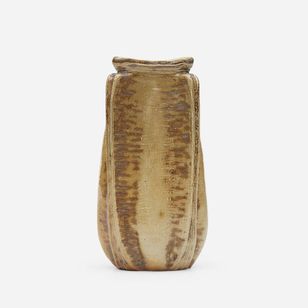 Martin Brothers Pottery. Vase.