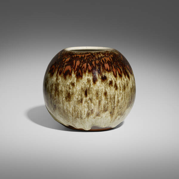 Maija Grotell Early vase c 1940  39d598