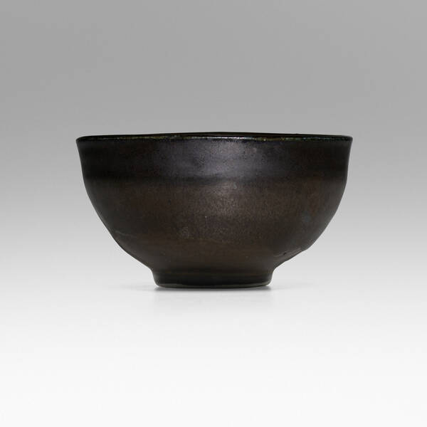 Toshiko Takaezu. Tea bowl. c. 1985,