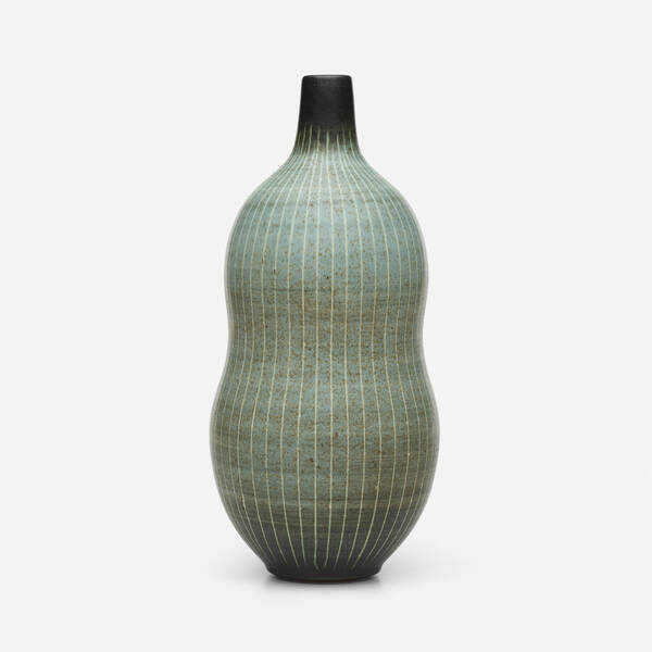 Harrison McIntosh Tall vase 1985  39d5d0