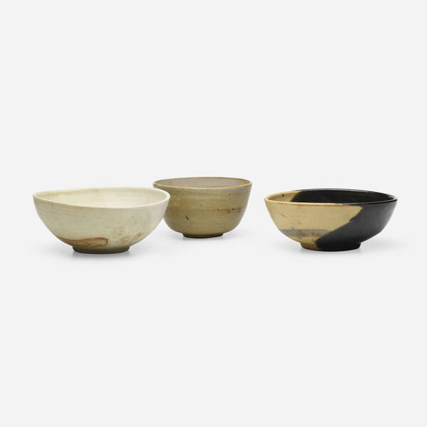 Toshiko Takaezu. Bowls, set of