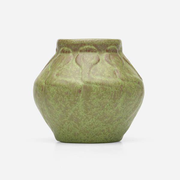 Van Briggle Pottery Vase with 39d6c0