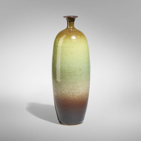 Steve Haigh. Vase. glazed earthenware.