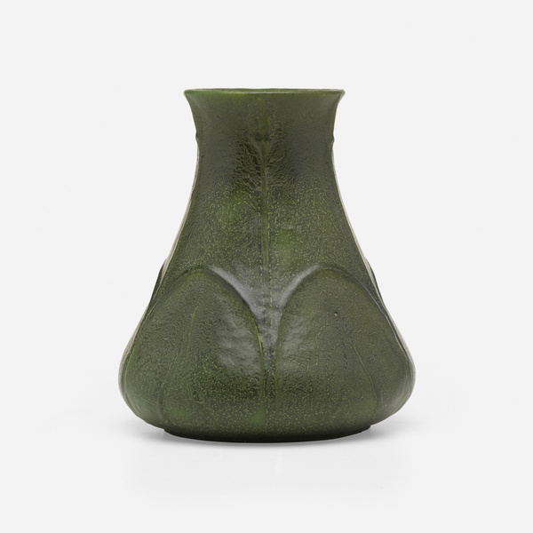Grueby Faience Company Vase with 39dc3b