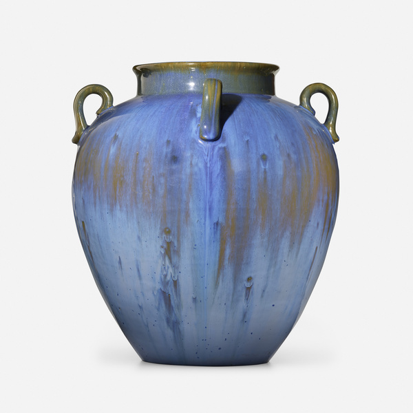 Fulper Pottery. Urn. c. 1910, Chinese