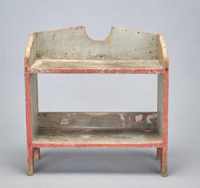 FOLKY BUCKET BENCHA pine pail bench