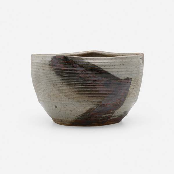 John Mason Early bowl c 1955  39e022