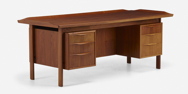 Hos Wulff. Executive desk. c. 1960,