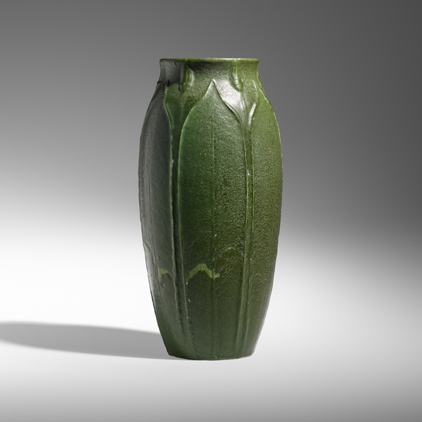 Grueby Faience Company. Vase with leaves