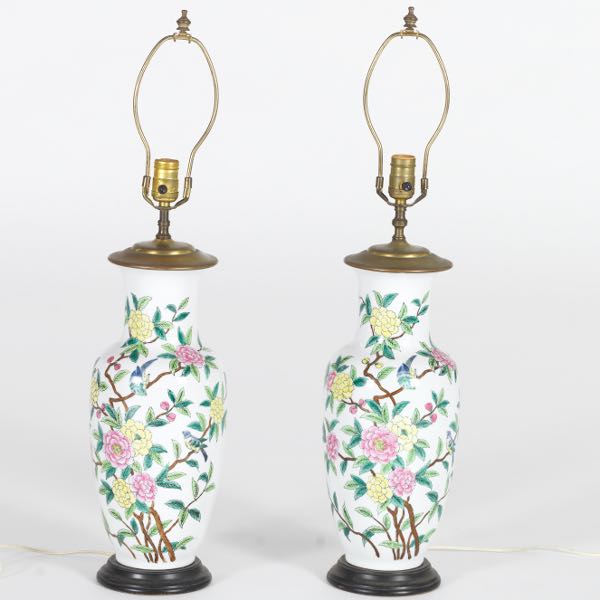 PAIR OF PORCELAIN GINGER JAR LAMPS 3a0c9e