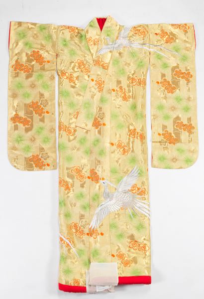 JAPANESE KIMONO  Japanese silk