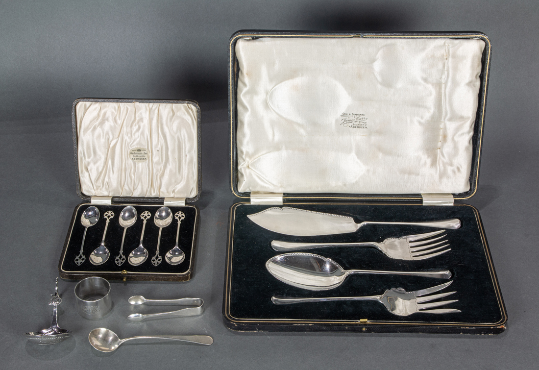 ENGLISH CASED SET OF STERLING FIVE 3a0cf6