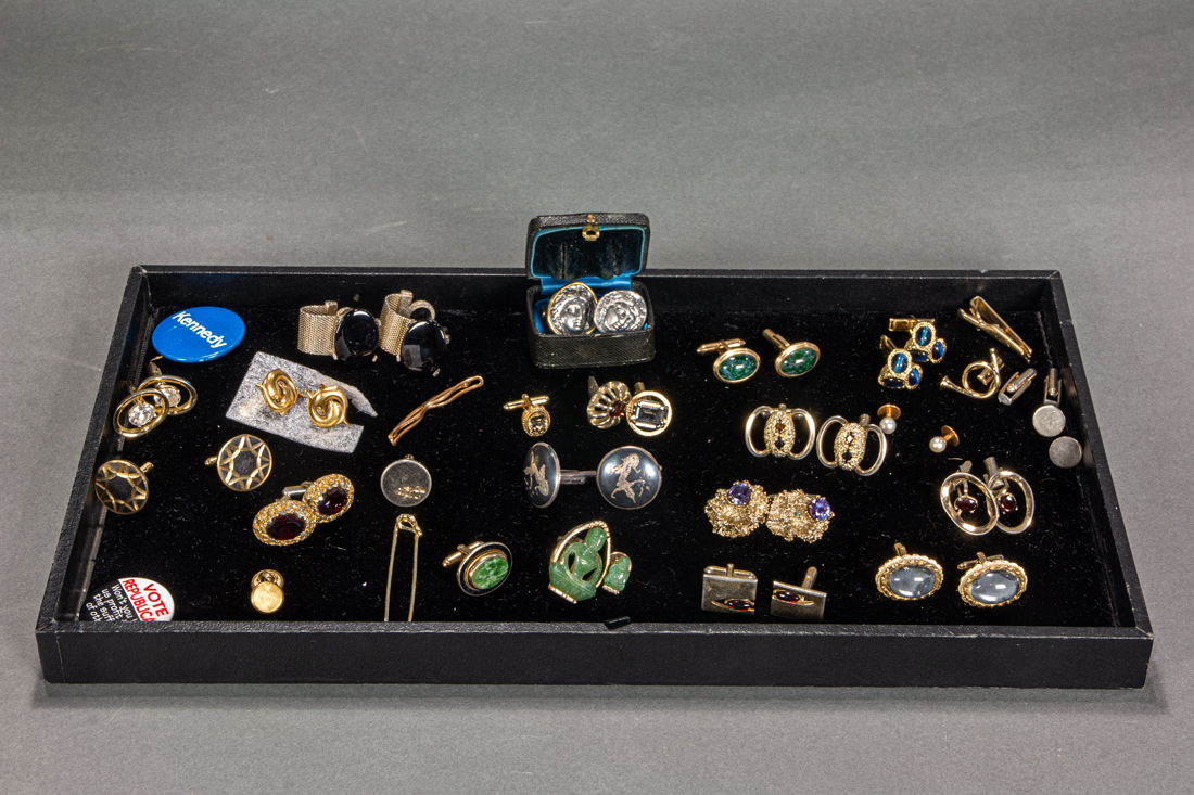 COLLECTION OF CUFFLINKS AND OTHER