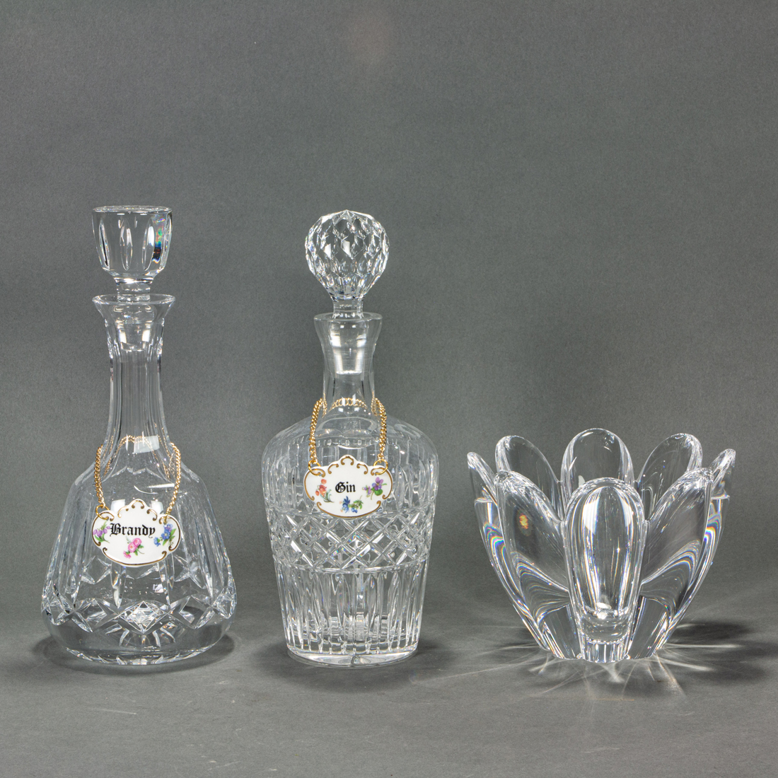 GROUP OF GLASS INCLUDING ORREFORS