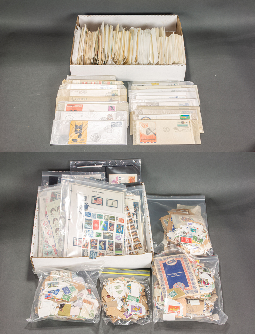 COLLECTION OF US AND FOREIGN STAMPS 3a0d3d