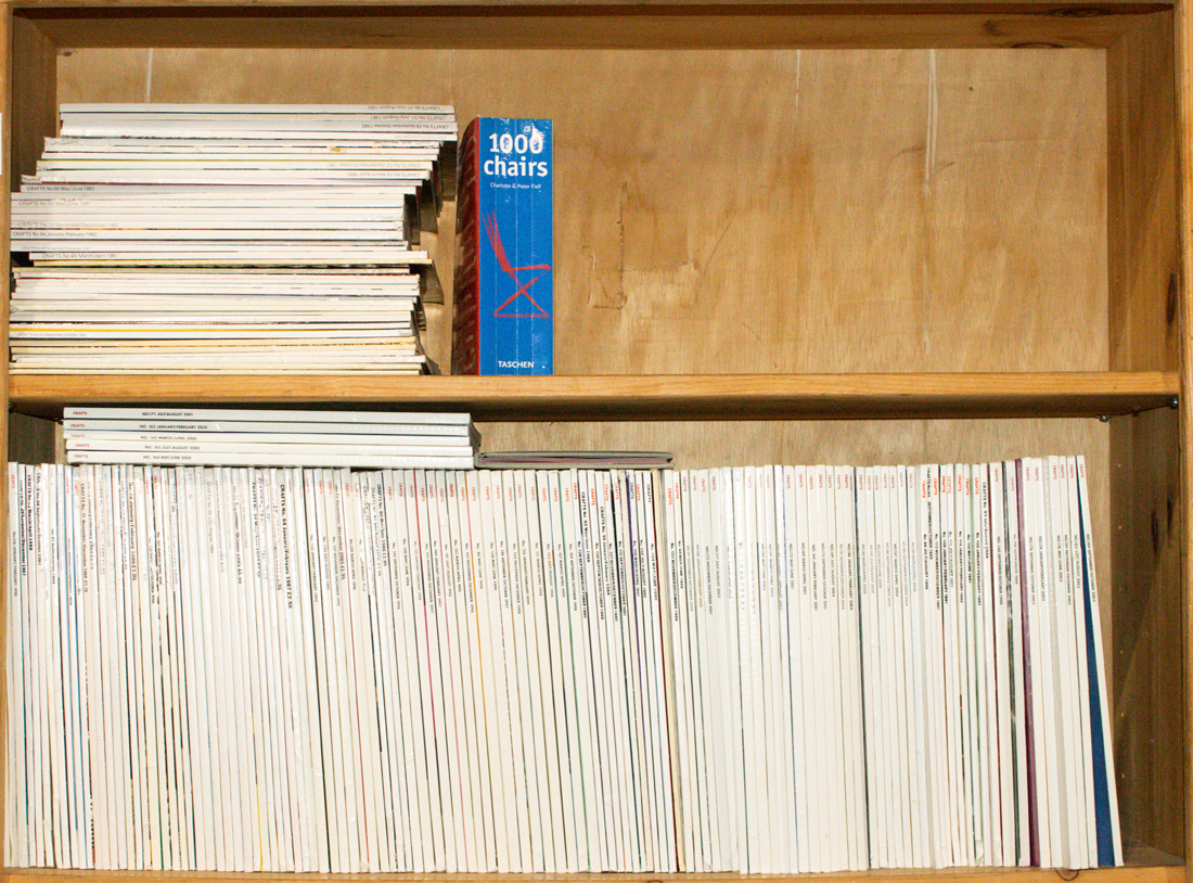 TWO SHELVES UK CRAFTS MAGAZINES 3a0d7b