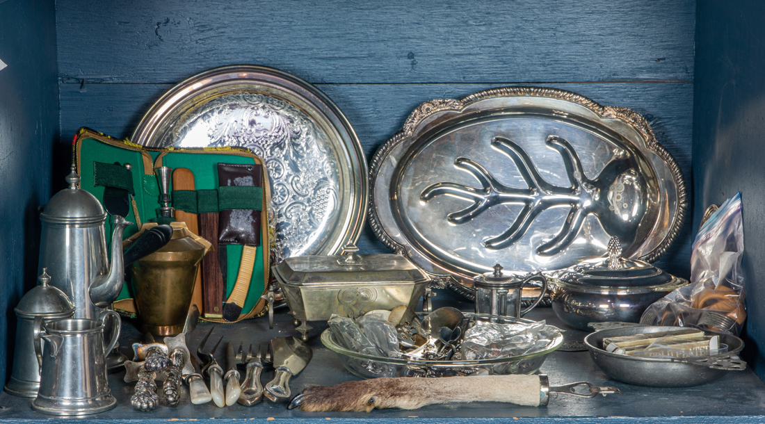 TWO SHELVES OF SILVER PLATE AND PEWTER