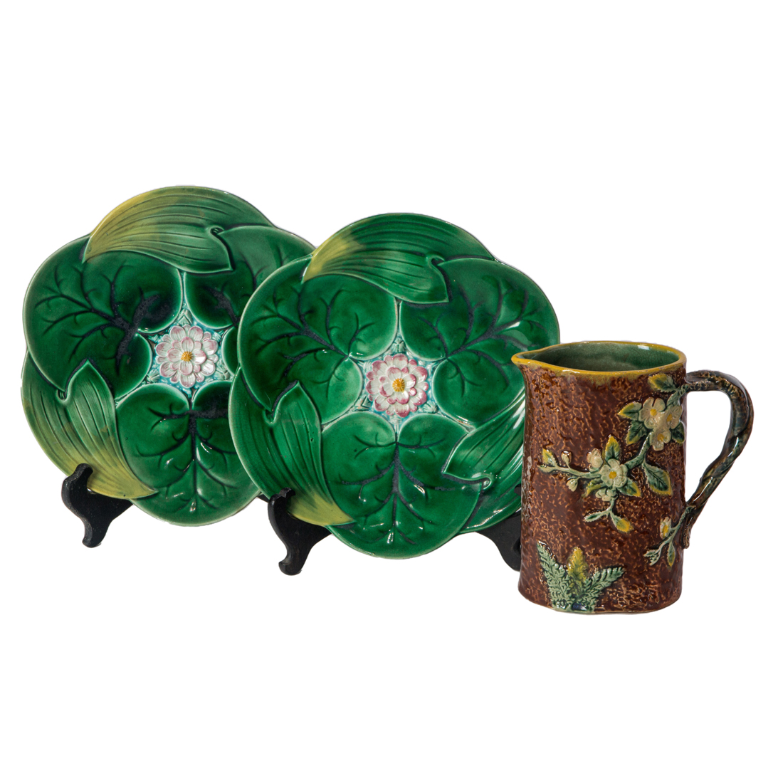 A GROUP OF THREE GEORGE JONES MAJOLICA