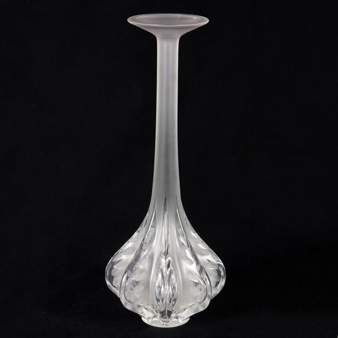 LALIQUE FROSTED AND CLEAR GLASS