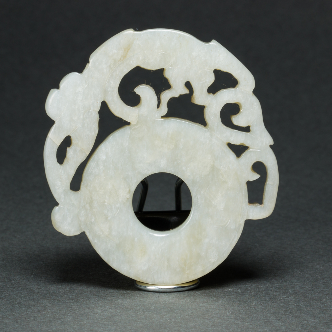 CHINESE WHITE JADE CHILONG PENDANT