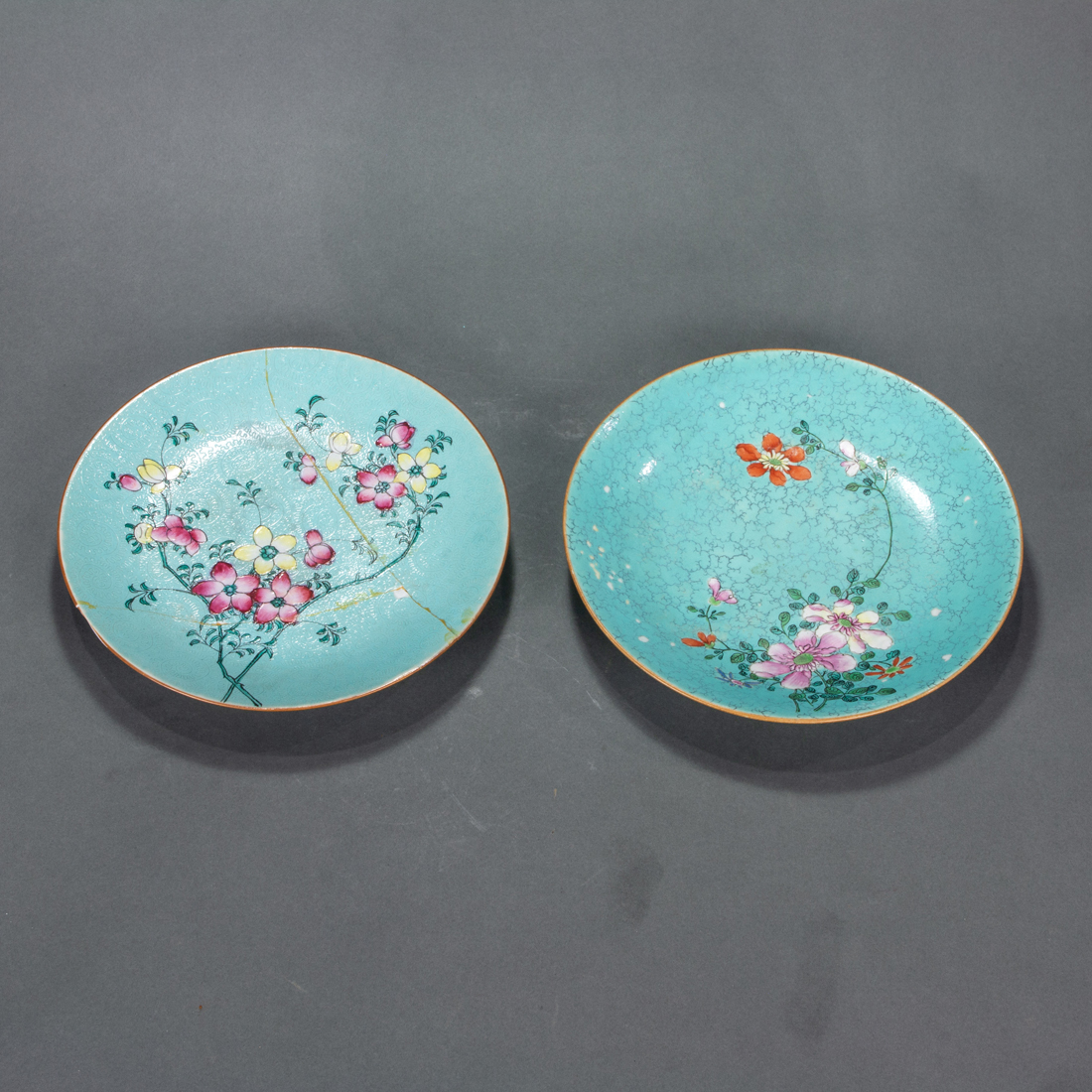 (LOT OF 2) CHINESE FAMILLE ROSE