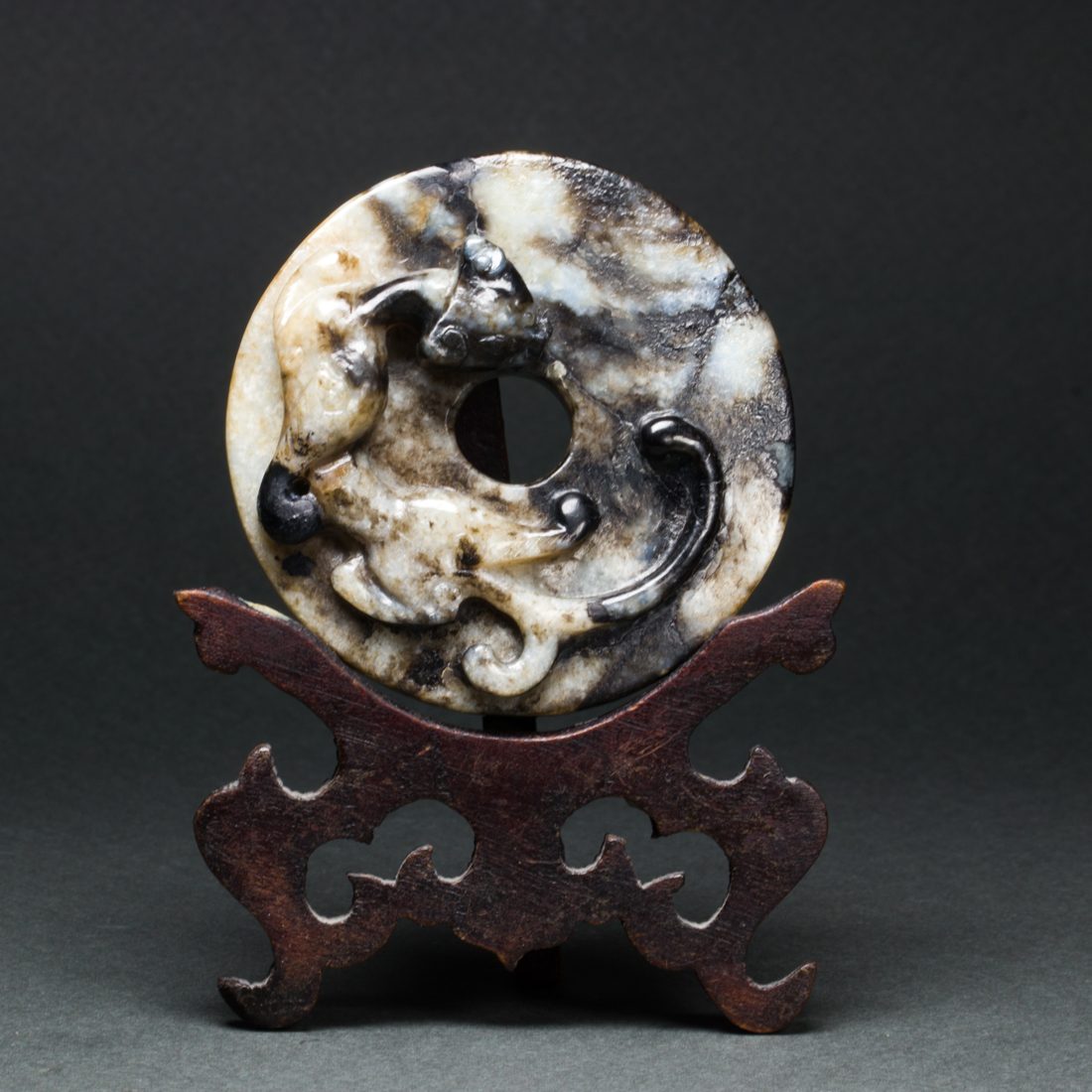 CHINESE MOTTLED JADE BI DISC Chinese 3a108a