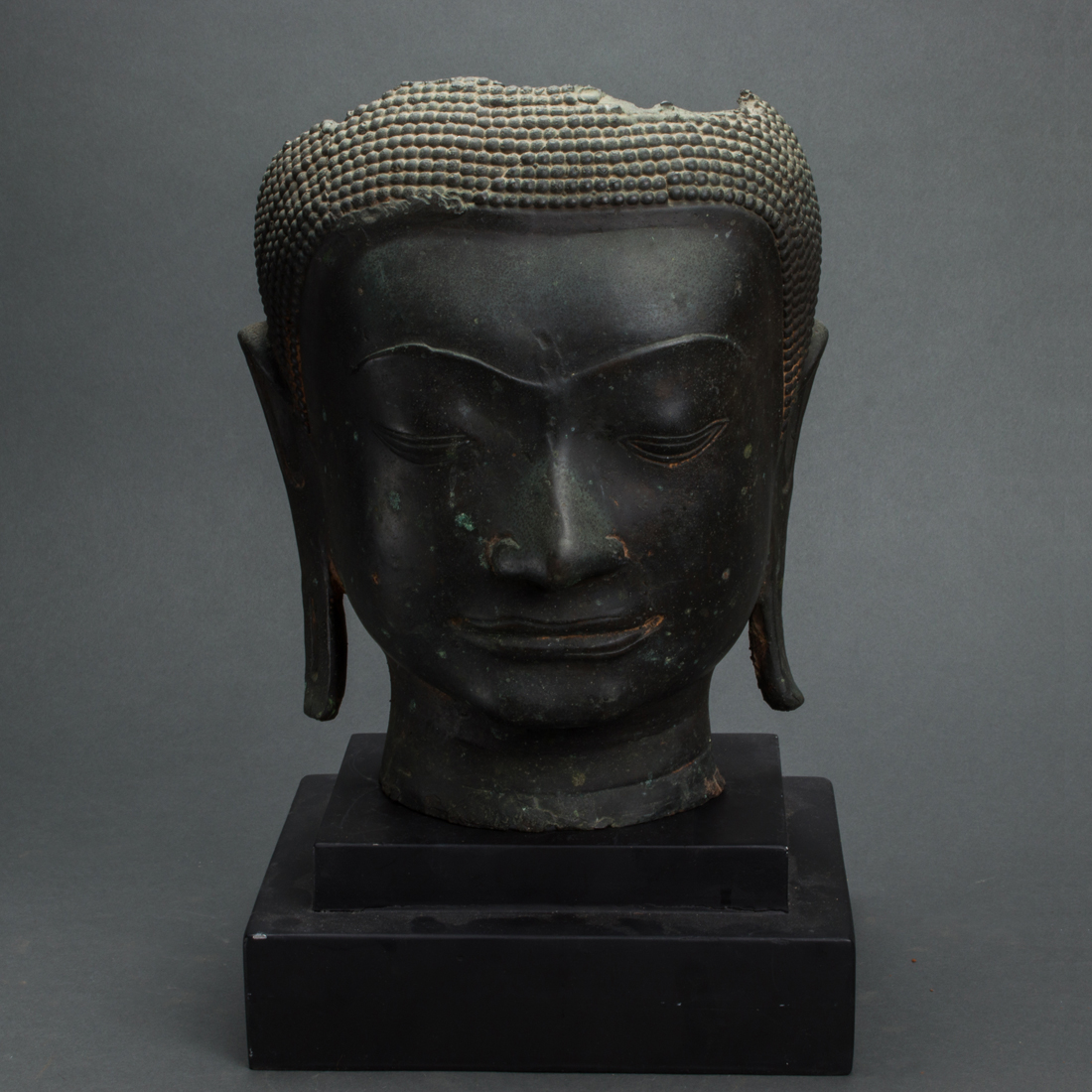 SOUTHEAST ASIAN BRONZE HEAD OF 3a10a6