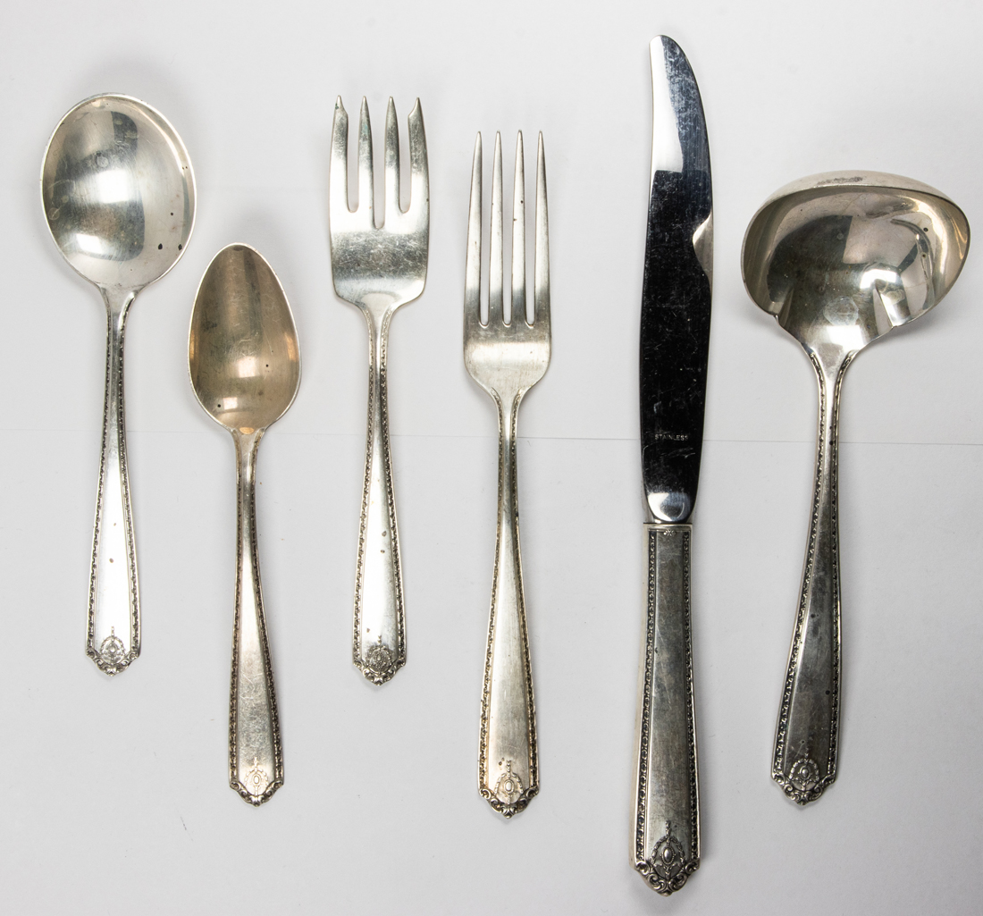 A WESTMORELAND STERLING FLATWARE