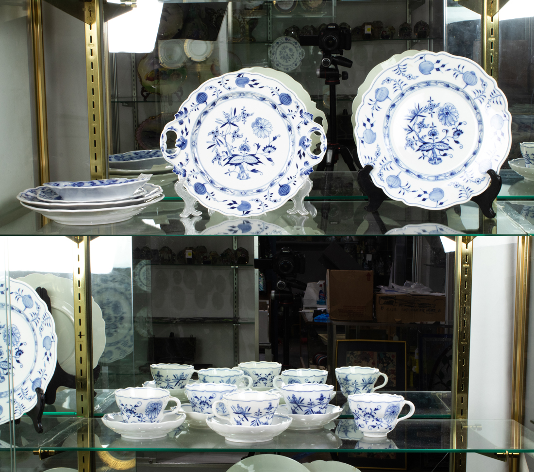 GROUP OF MEISSEN PORCELAIN IN THE 3a10f3