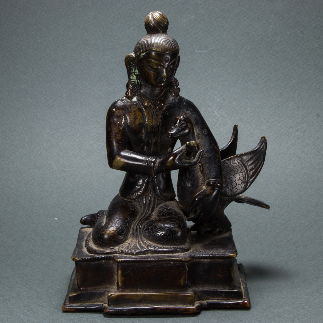 TIBETAN BRONZE BUDDHIST FIGURE