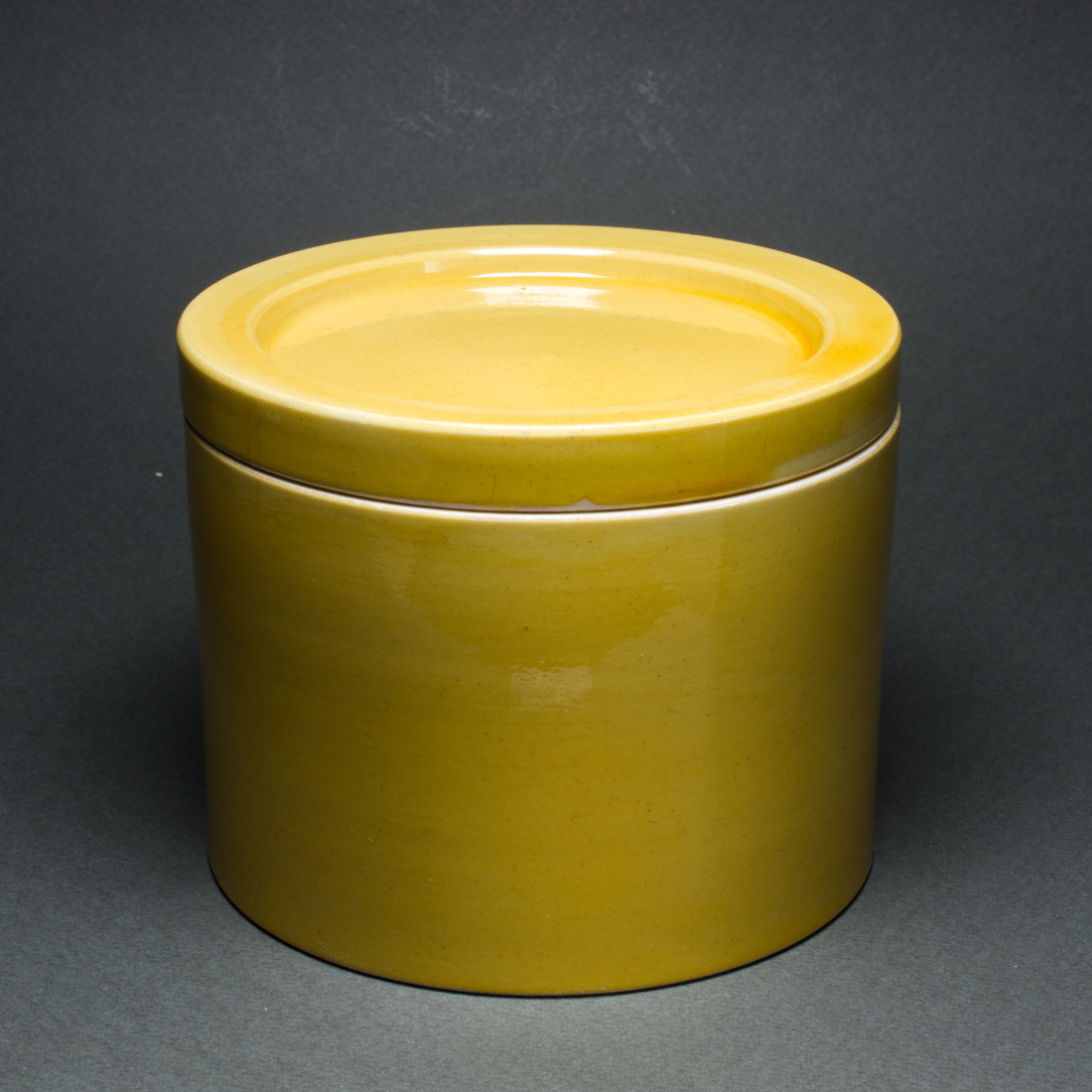 CHINESE YELLOW GLAZED CYLINDRICAL