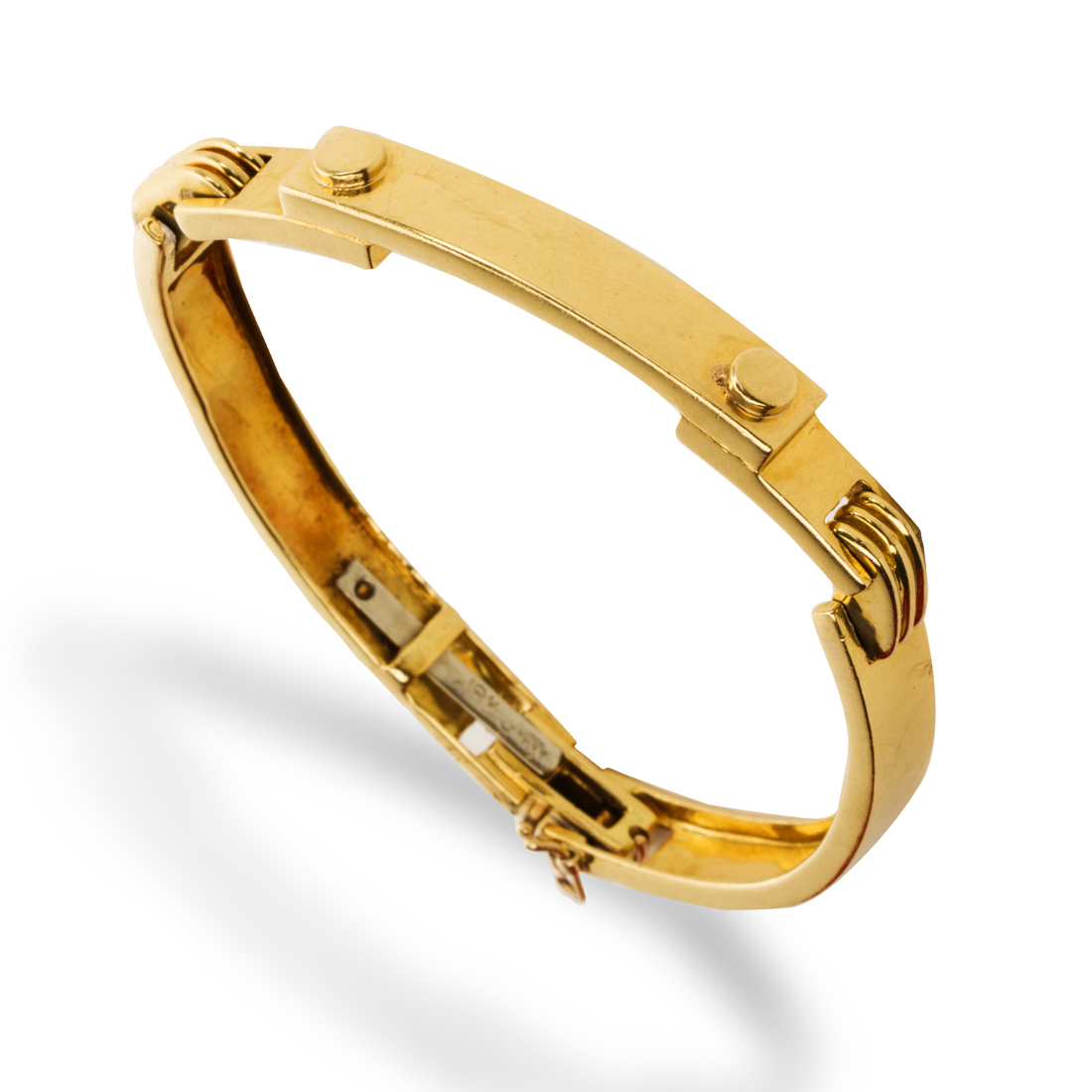 AN EIGHTEEN KARAT GOLD BRACELET  3a128d